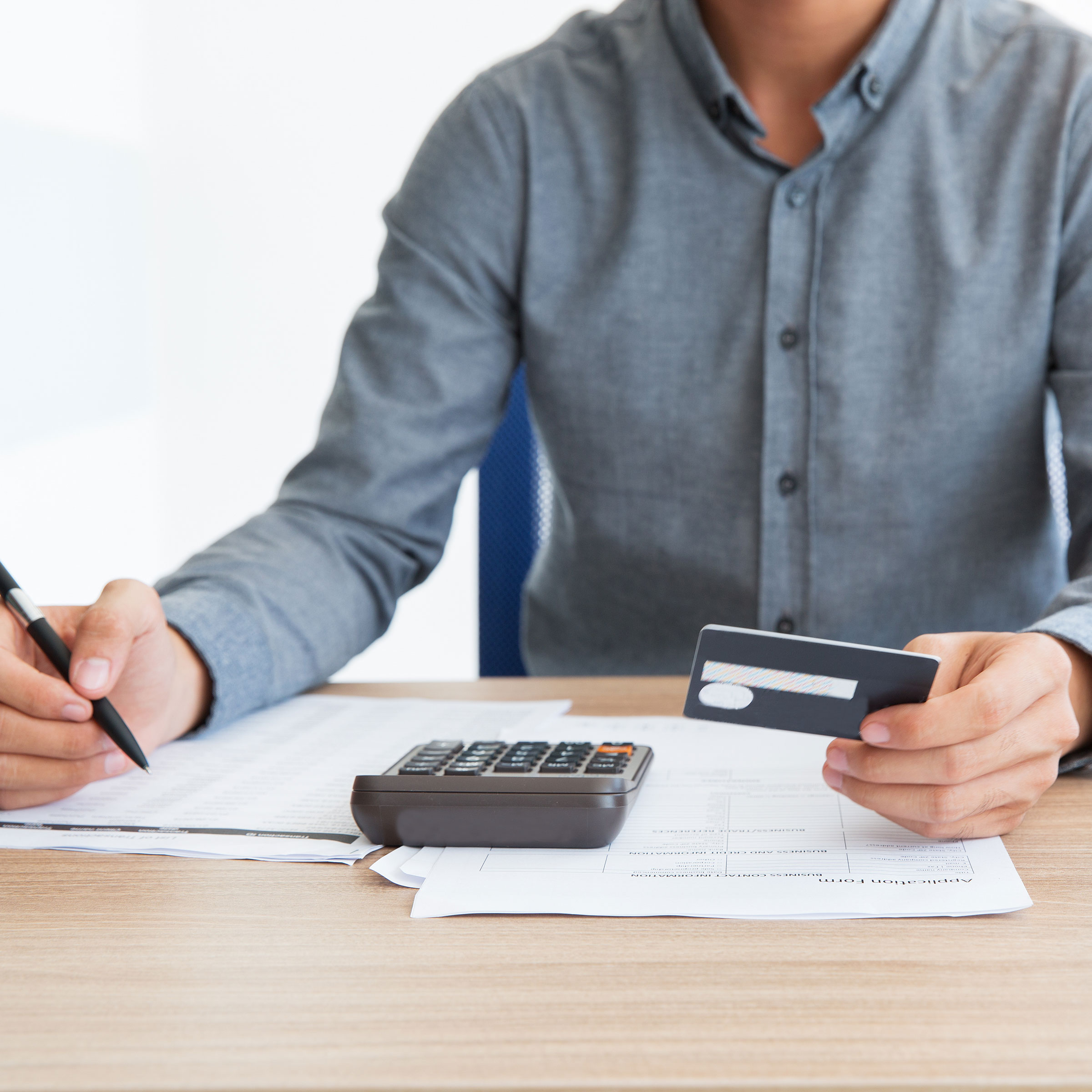 Блокировка счетов россиян в Испании