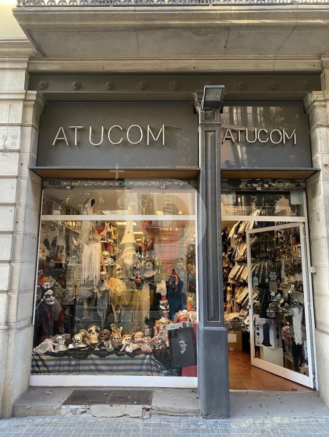 Магазин 418 м² Барселона, Испания