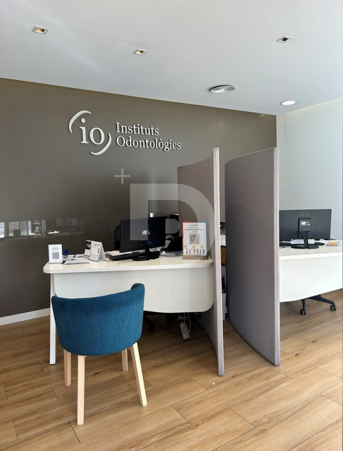 Коммерческое помещение 418 м² Барселона, Испания