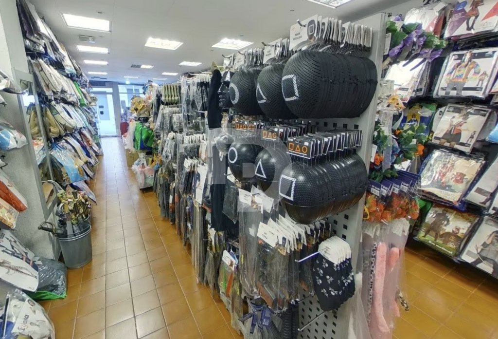 Магазин 418 м² Барселона, Испания