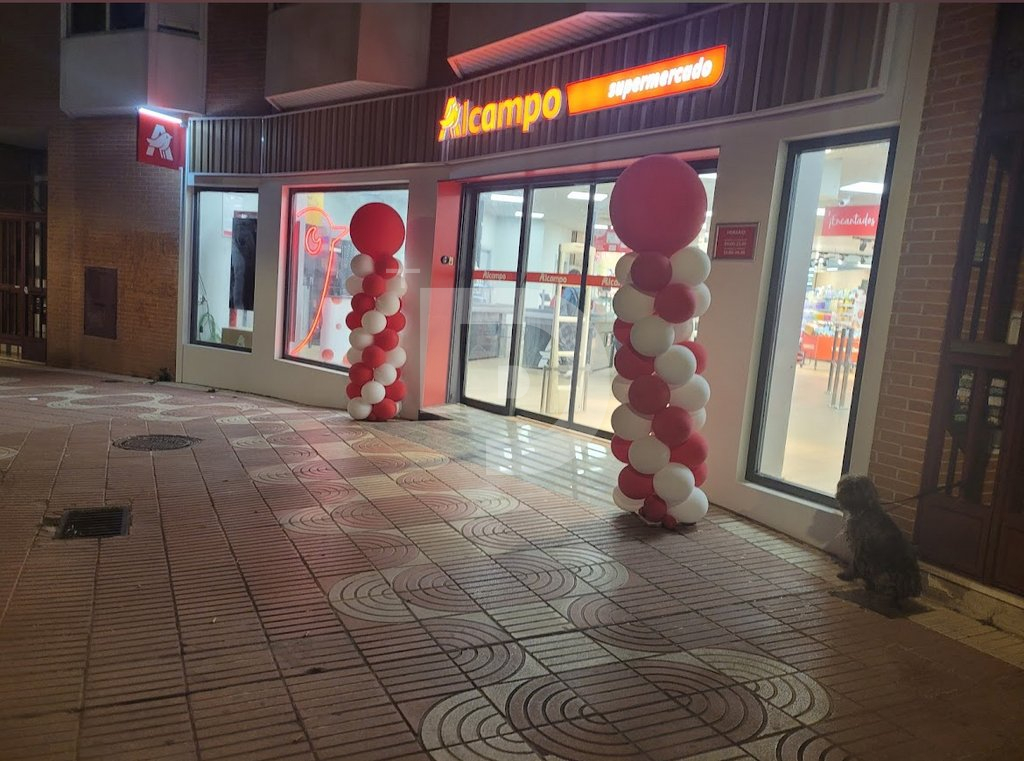 Магазин 1 344 м² Испания, Испания